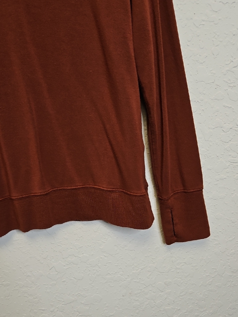 Athleta Sunrise V Neck Sweatshirt, Size Large, Color Is Rust/Brown - Picture 4 of 14